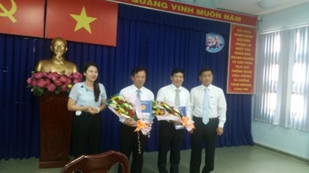 UBND huyện đã tổ chức buổi trao Quyết định bổ nhiệm Lãnh đạo Phòng Giáo dục và Đào tạo huyện